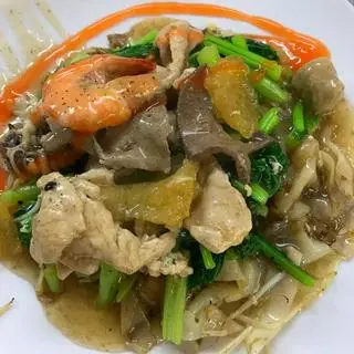 Hình ảnh Hủ tiếu xào bò nước sốt
