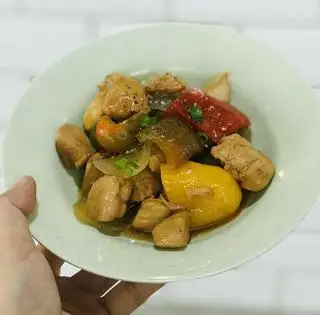 Hình ảnh Cơm phi lê gà lúc lắc
