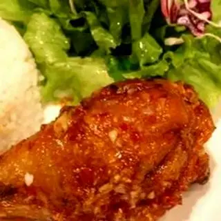 Hình ảnh Gà chiên mắm tỏi thêm