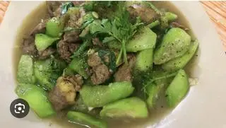 Hình ảnh Lòng gà xào mướp