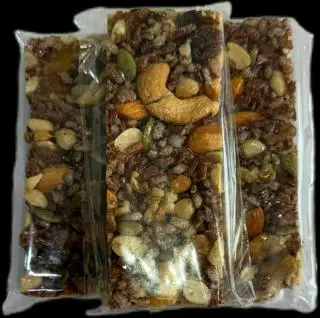 Hình ảnh Thanh bánh gạo lứt mix hạt ( 1 thanh )