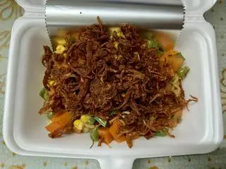 Hình ảnh Mì Trộn Bò Khô