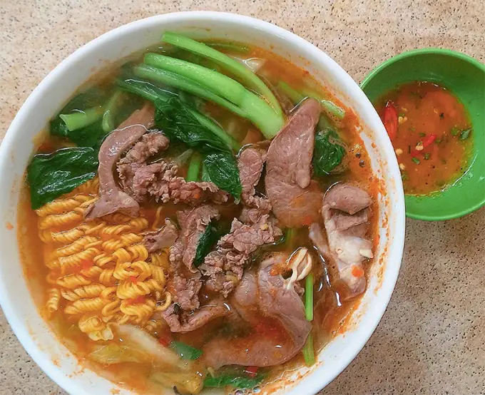 Hình ảnh Mỳ tim bầu dục chua cay