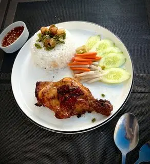 Hình ảnh CƠM ĐÙI GÀ NƯỚNG MẬT ONG ( Đùi Tỏi)