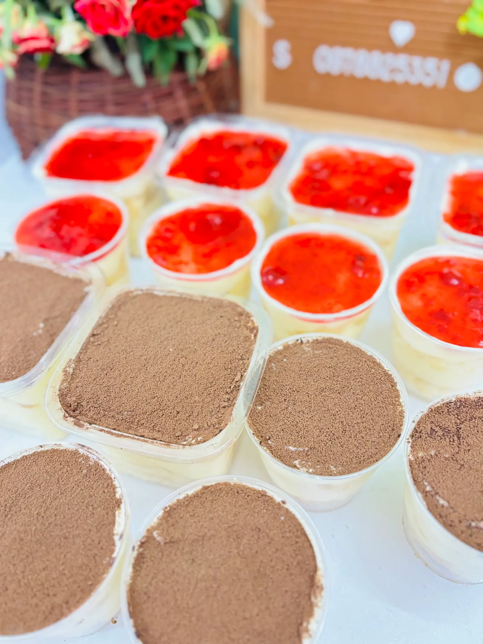 Hình ảnh Tiramisu mini cốc tròn mini