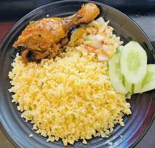 Hình ảnh Cơm Gà Xối Tiêu Đen (  Nhỏ )