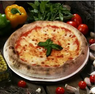 Hình ảnh Margherita pizza