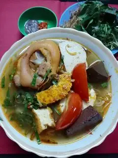 Hình ảnh Bún Riêu Chả Cua + Giò Heo (Đặc biệt)