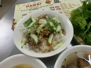 Hình ảnh Bún Bò Trộn Chua Ngọt