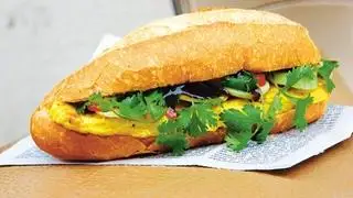 Hình ảnh Bánh Mì Trứng gà ta