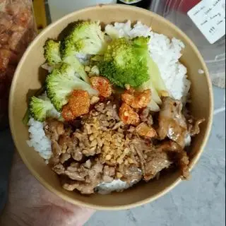 Hình ảnh combo cơm trộn + nước