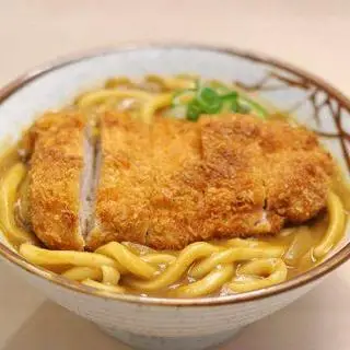 Hình ảnh Mì udon curry thịt heo chiên xù咖喱猪排乌冬面