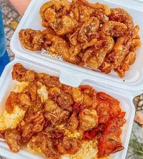Hình ảnh Combo Cơm Da Gà Chiên Giòn + Canh Rong Biển Thịt Bằm + Trà Tắc