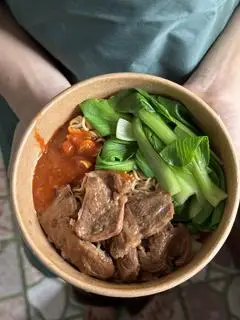 Hình ảnh Mì trộn bò
