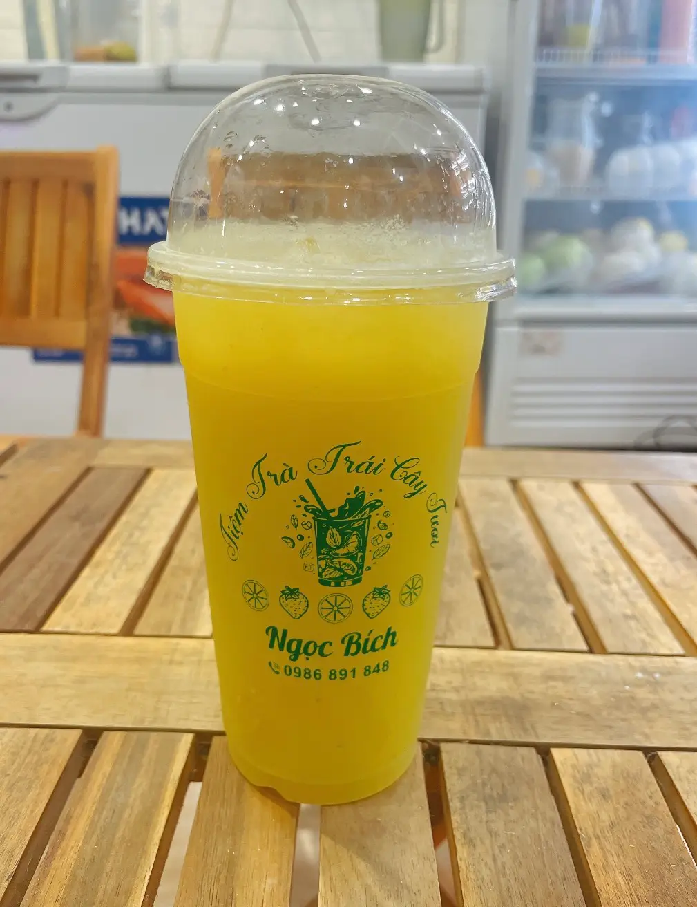 Hình ảnh Nước mía mix dứa (cốc 700 ml)