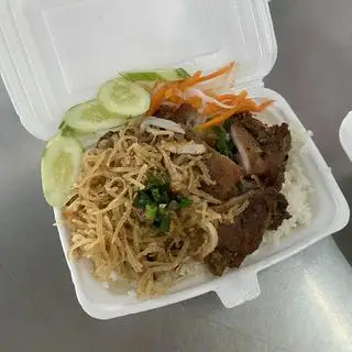Hình ảnh Cơm sườn - bì