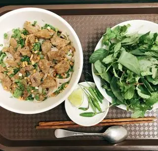 Hình ảnh Mì Quảng Trộn Thịt