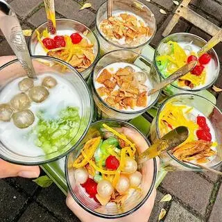 Hình ảnh Best seller - Chè thập cẩm cốc lớn 500 ml