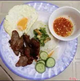 Hình ảnh Cơm sườn ốp la