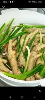 Hình ảnh 10 chân gà size to hấp hành