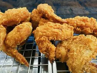 Hình ảnh Cánh gà lớn - 50gr khoai