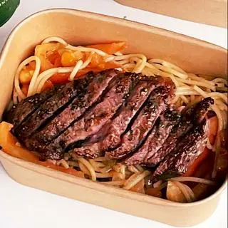 Hình ảnh Mì ý steak bò mỹ