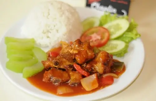 Hình ảnh Cơm Chiên Sườn Chua
