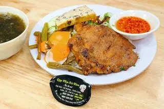Hình ảnh Cơm Tấm Sườn Chả