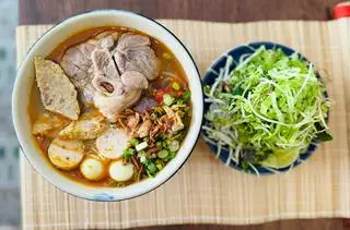 Hình ảnh Bún riêu giò
