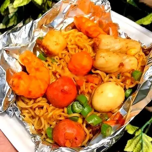 Hình ảnh Mì trộn Indomie thập cẩm - Nhiều mì- Trà xanh