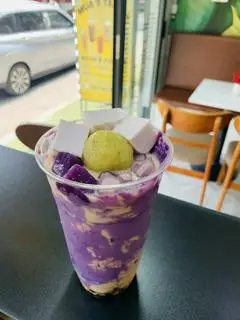 Hình ảnh TRÀ SỮA KHOAI MÔN TƯƠI