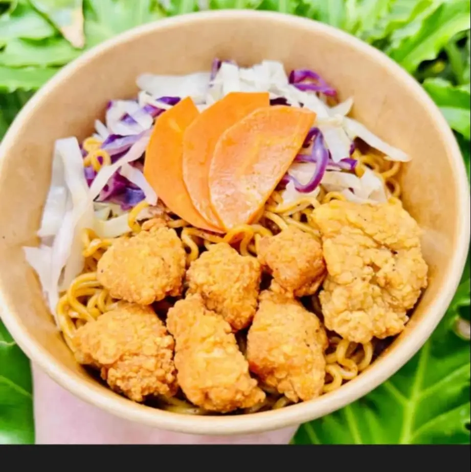 Hình ảnh Mì trộn gà viên 
