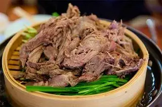 Hình ảnh Dê Hấp Hành