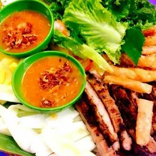 Hình ảnh Suất Nem Nướng Nha Trang