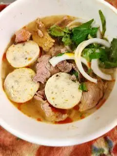 Hình ảnh Bún bò Huế Tái Chả