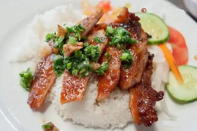 Hình ảnh cơm sườn miếng 