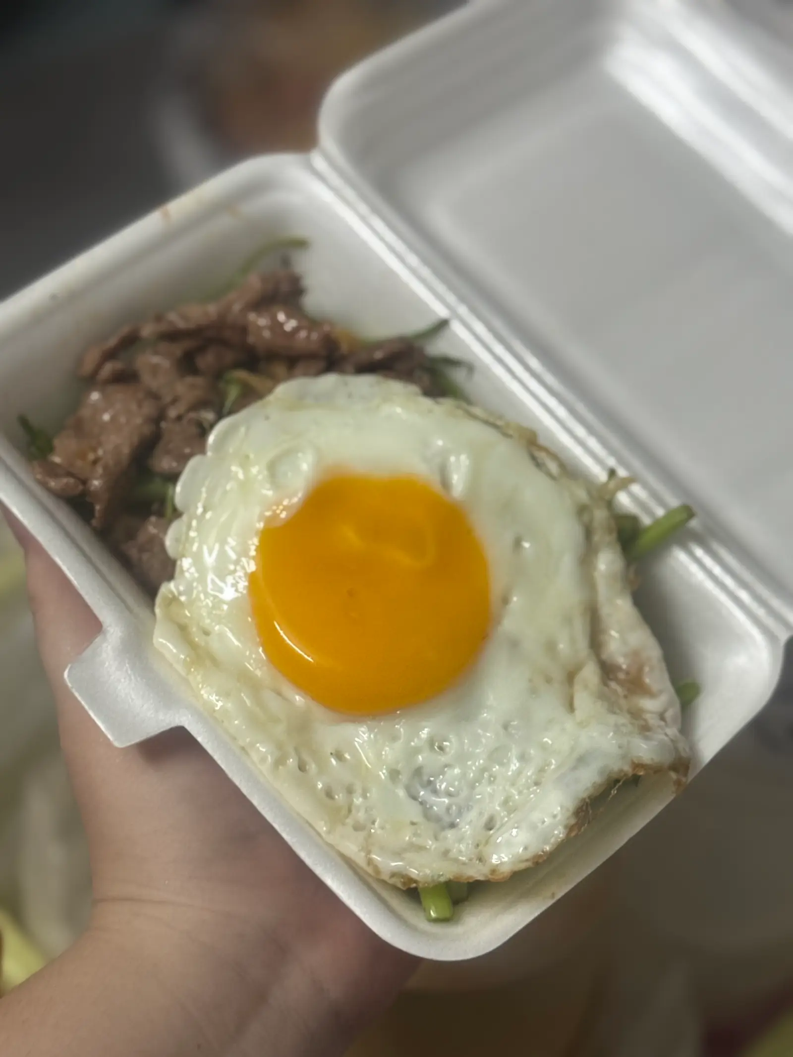 Hình ảnh Mì xào bò trứng