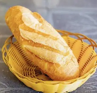 Hình ảnh BÁNH MÌ KHÔNG
