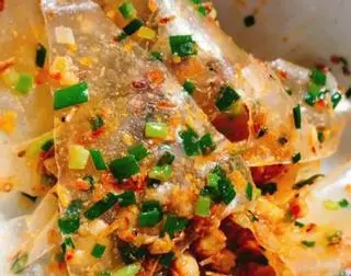 Hình ảnh bánh tráng trộn mỡ hành thịt bầm 