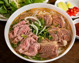 Hình ảnh Bún Bò Huế - Tái Nạm