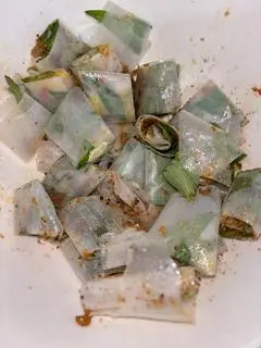 Hình ảnh Bánh tráng cuốn muối bò 