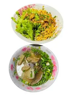 Hình ảnh mì khô 2 gói ( xương/ giò / thập cẩm