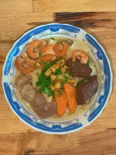 Hình ảnh Hoành Thánh Lá Tôm Khô