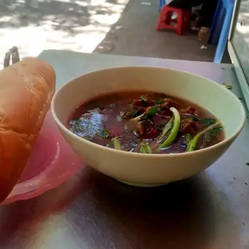 Hình ảnh Bánh mỳ sốt vang