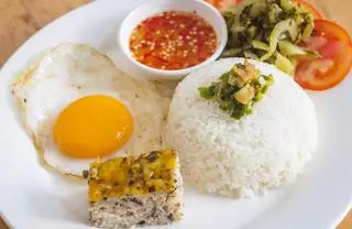 Hình ảnh Cơm Chả Trứng