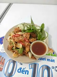 Hình ảnh Sụn gà chiên mắm