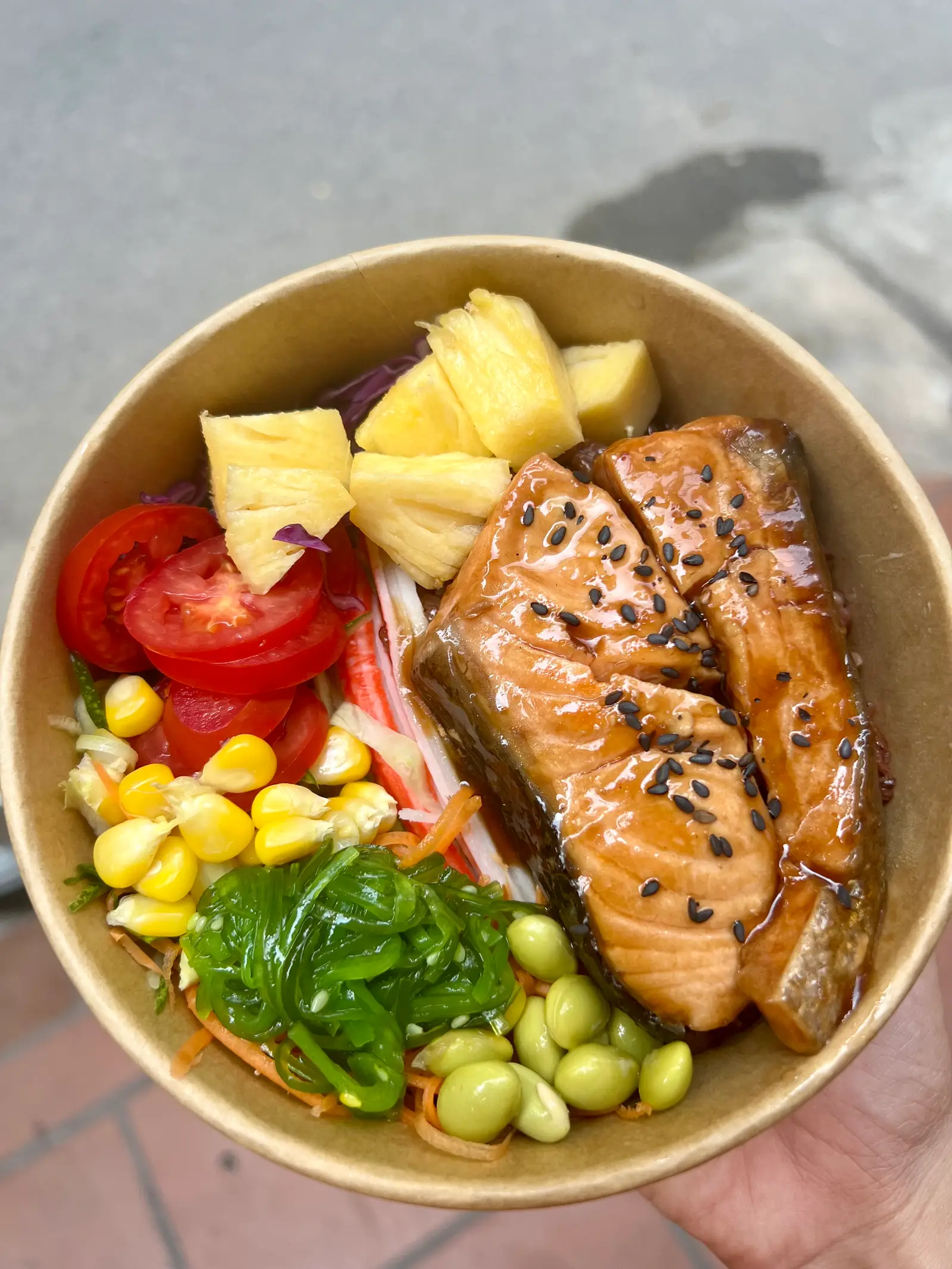 Hình ảnh Poke cá hồi