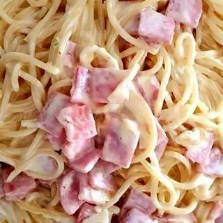 Hình ảnh Mỳ ý kem trứng - ba chỉ Jăm bông phô mai nướng