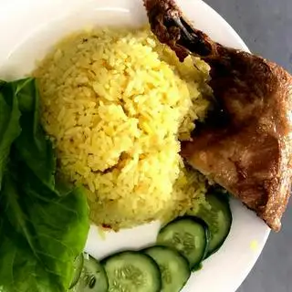 Hình ảnh Cơm chiên gà xối mỡ 2