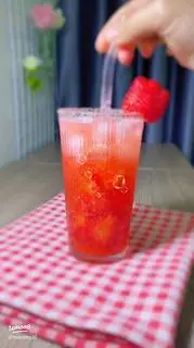 Hình ảnh Soda Dâu Hạt chia